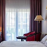 Hotel Royal Park &
