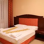 Royal Park & 3* Mielno (Koszalin)
