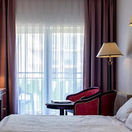 Hotell Royal Park &