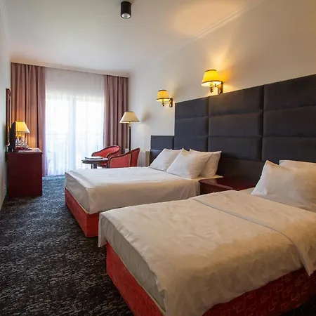 Royal Park & Hotel 3*