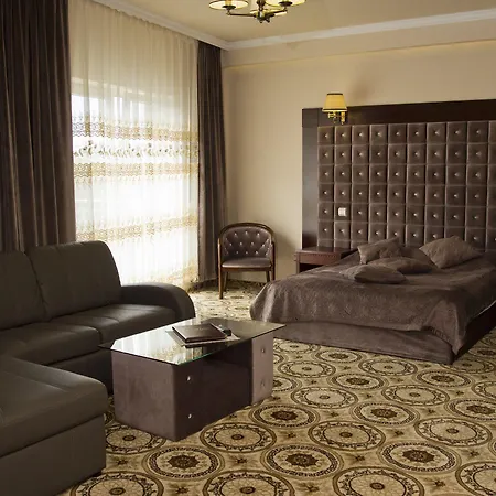 Royal Park & Hotel 3*