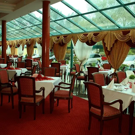 Hotel Royal Park & 3*