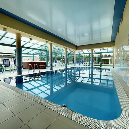 Royal Park & Hotel 3*