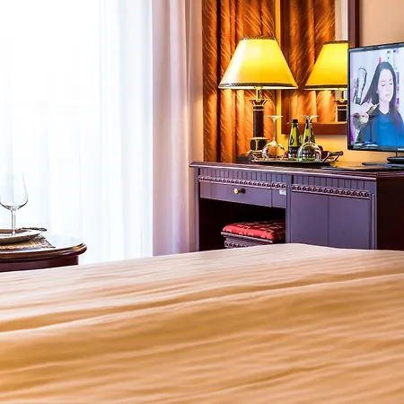 Hotel Royal Park &