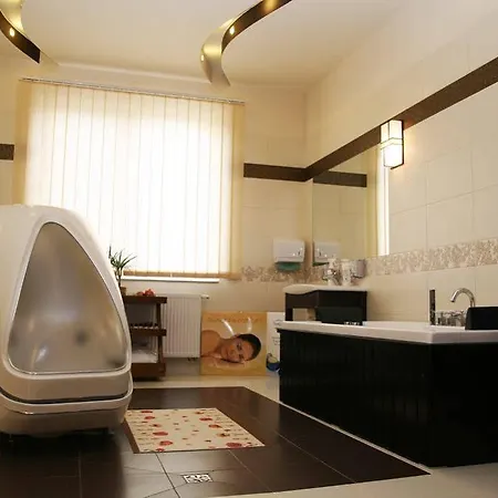 Hotel Royal Park & 3*