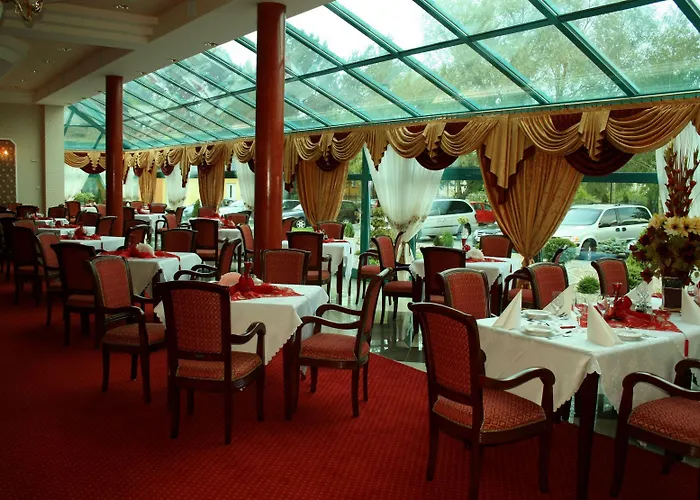 فندق Royal Park & 3*