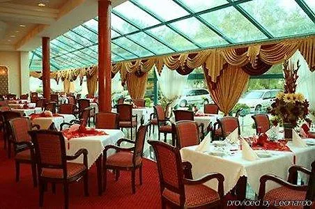 Royal Park & 3* Mielno (Koszalin)