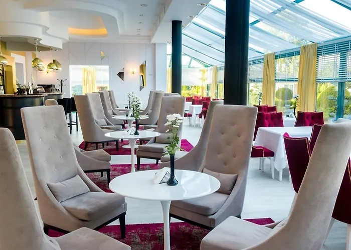 فندق Royal Park & 3*