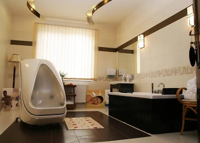 Hotel Royal Park & 3*